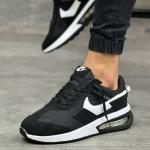 Nike Jogger Black White